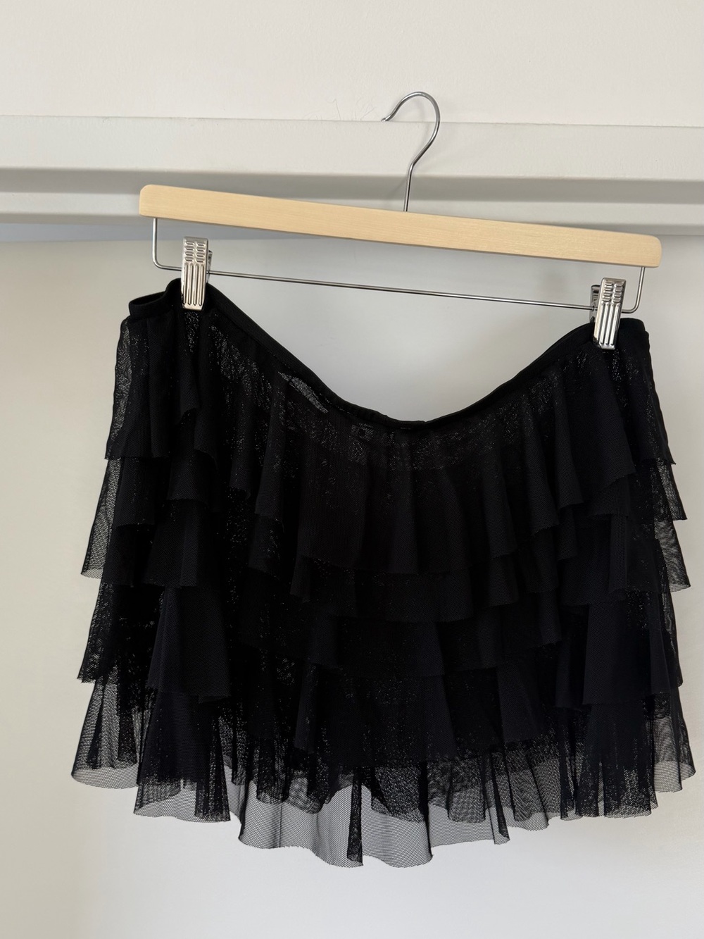 Norma Kamali Ruffled Skorts